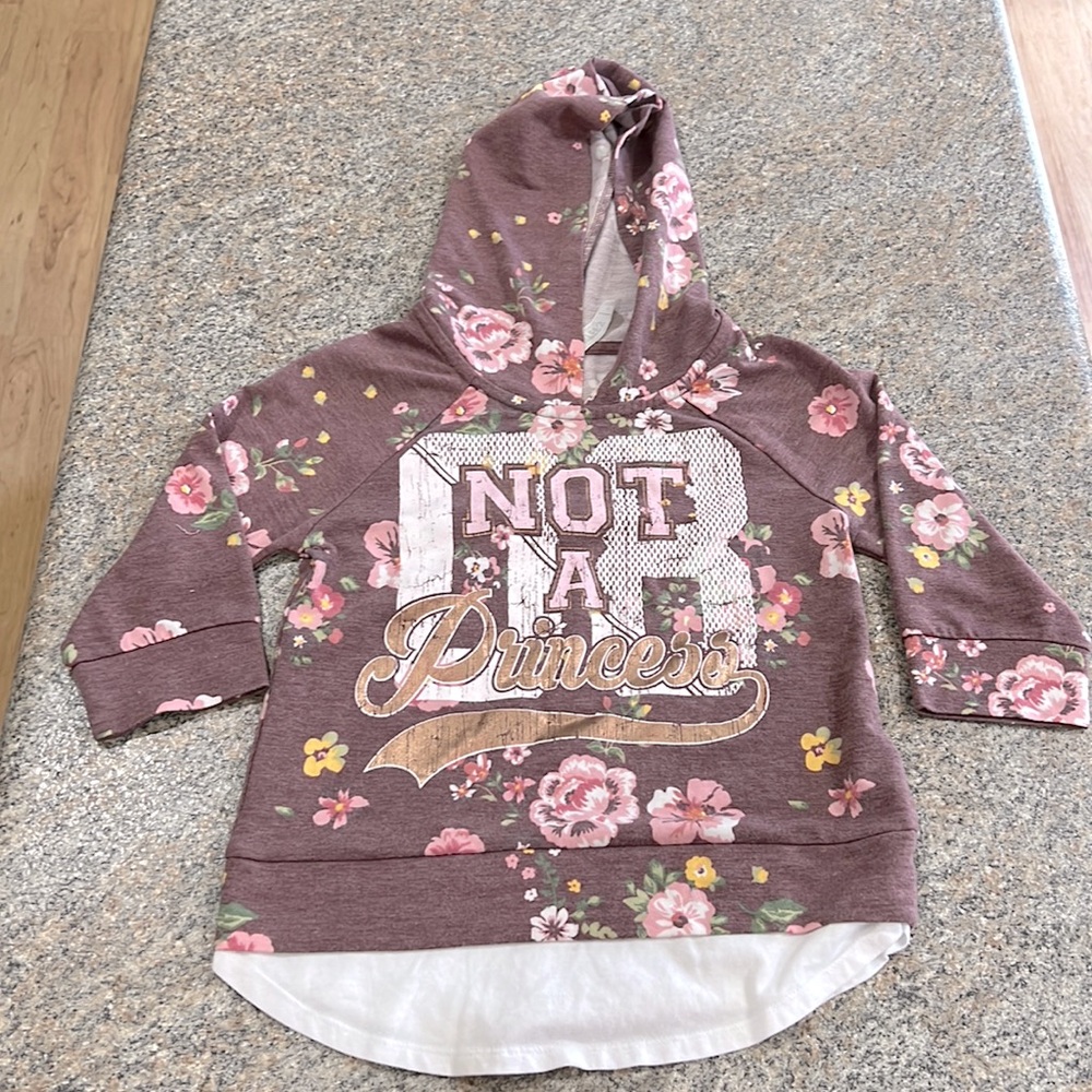 Beautees hoodie size medium